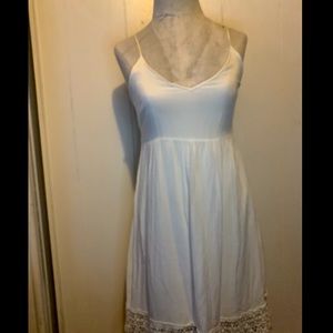 Beautiful & Classy Knee-high White Dress!